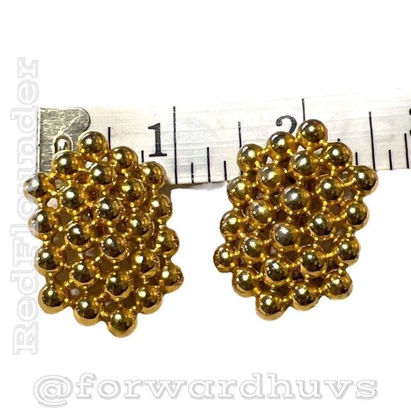 Large Gold Tone Honeycomb Clip-On Earrings - Shiny Statement Pieces - Picture 6 of 7